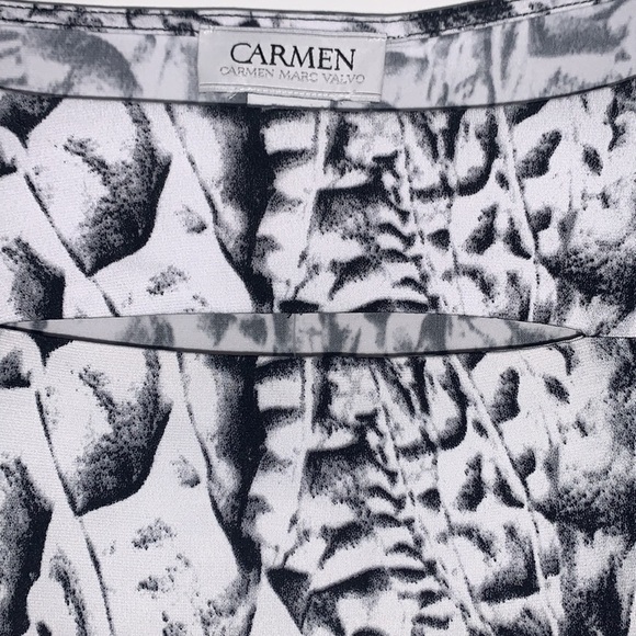 NWT Carmen Marc Valvo Printed 3/4 Sleeve Cut Out Top XS - Picture 4 of 7